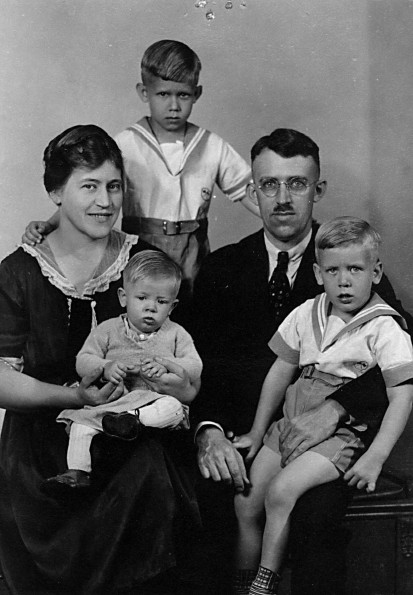 A Orville and Florence Dunn with their three boys