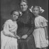 Nellie Simpson with her two daughters, Winea and Loleta