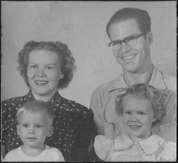 Dr. Bryan Michaelis with his family in 1953