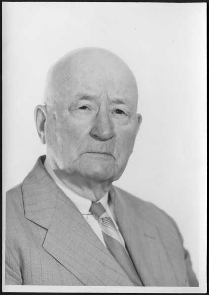 Edward A. Sutherland front view portrait