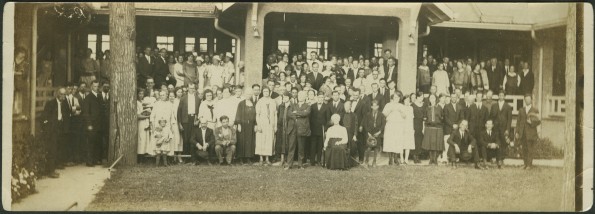 Attendees of the Self Supporting Convention, 1928