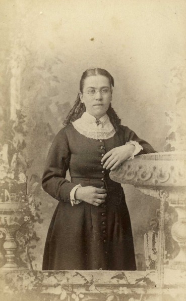 Unknown woman