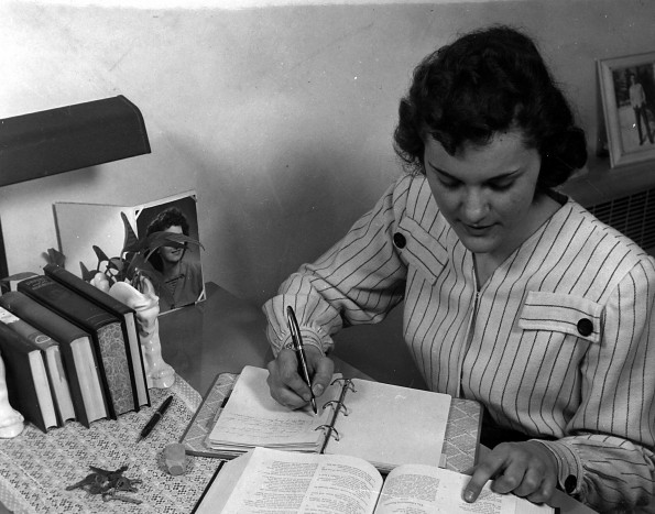 Betty Brown Bertocheni