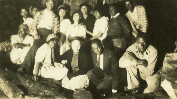 Roy Jorgensen's chemistry class at a picnic near Oakwood College