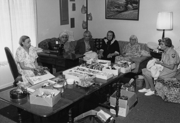 Lending, mending hands at the Berrien Springs Community Services Center (Mich.)