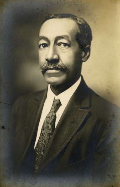 Unknown Oakwood College personnel