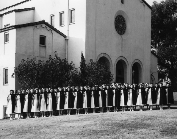 College of Medical Evangelists School of Nursing graduating class outside the church, 1940s