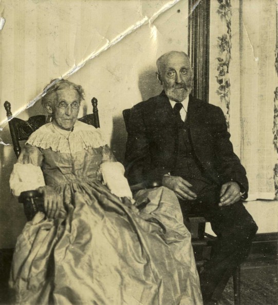 Manthus Satterlee and Elenor Abbey Satterlee