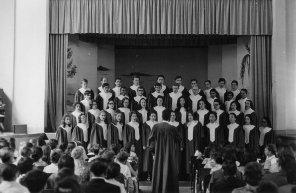Brazil College Carlos Gomes choir, 1971