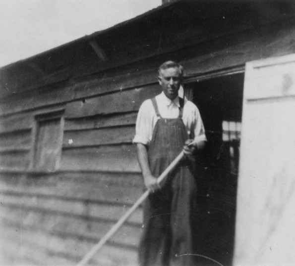 Clinton Theological Seminary :  Henry Ulloth as a farm worker, 1925