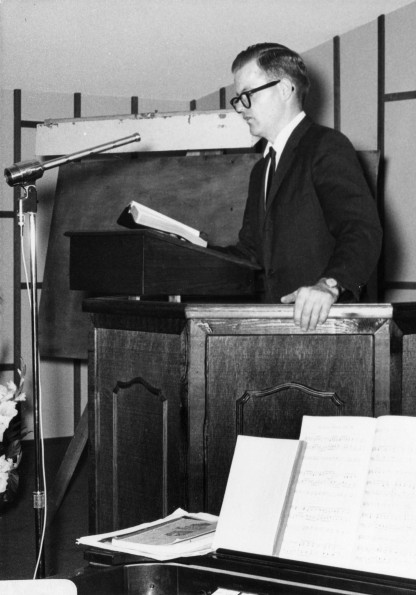 Lewis Anderson speaking at the Stevensville Seventh-day Adventist Church (Mich.)