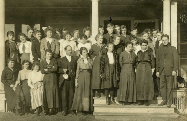 Cedar Lake Academy faculty and student group, 1916-1917