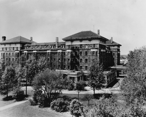 Battle Creek Sanitarium (Fieldstone Building)