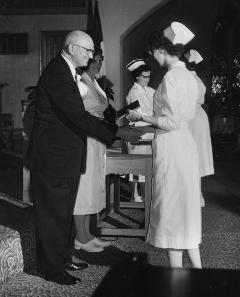 Hinsdale Sanitarium and Hospital student nurse graduation