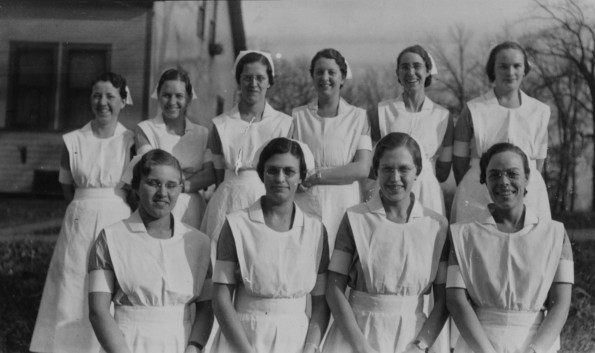 Hinsdale Sanitarium and Hospital nursing class, 1930s