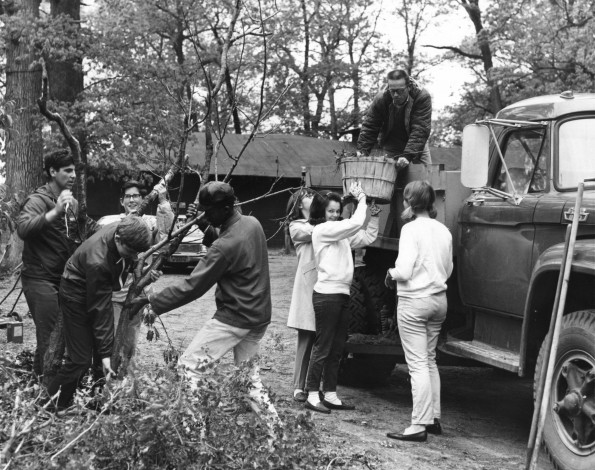 Andrews Academy students volunteer in the clean-up project
