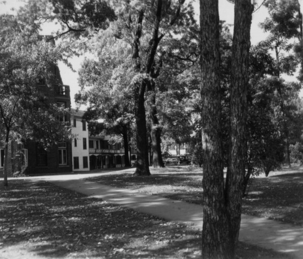 Hinsdale Sanitarium and Hospital grounds