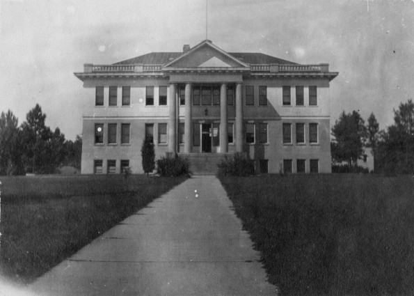 Washington Missionary College Science building