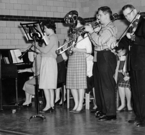 Andrews Academy Amateur Hour instrumental performance