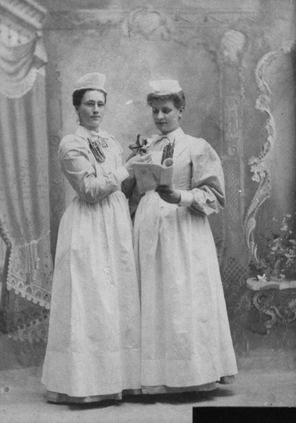 Unknown Battle Creek Sanitarium nurses, 1886