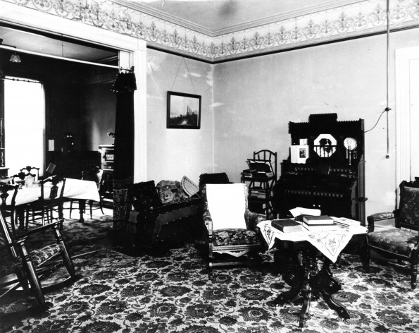 Elmshaven's parlor and dining