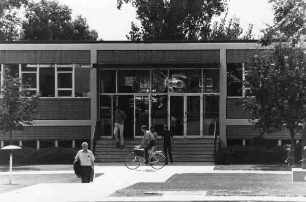 Walla Walla College Kretschnar Hall main entrance