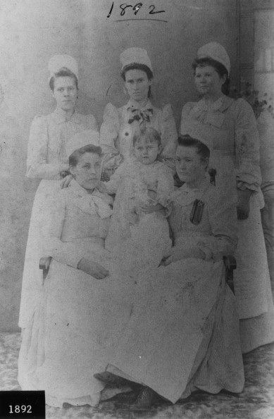 Unknown Battle Creek Sanitarium nurses, 1892