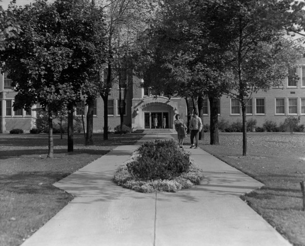 Emmanuel Missionary College Administration Building