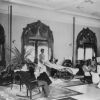 Hinsdale Sanitarium guests enjoy a parlor