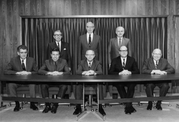 Andrews University president Richard L. Hammill, vice presidents and deans of divisions