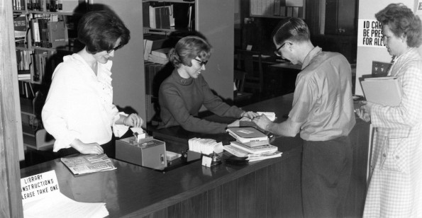 Andrews University James White Library (Interior)