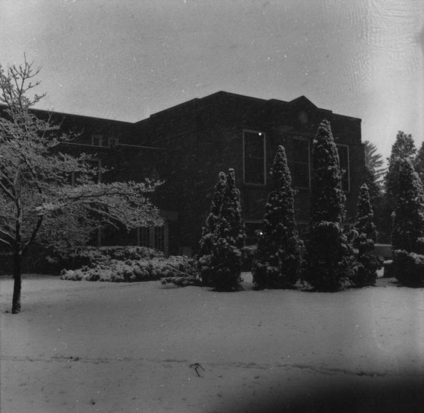 Emmanuel Missionary College Campus Scenes (Winter)