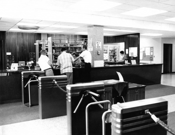 Andrews University James White Library (Interior)