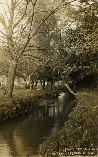 Emmanuel Missionary College Campus Scenes (Lemon Creek)