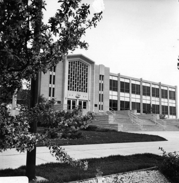 Andrews University James White Library