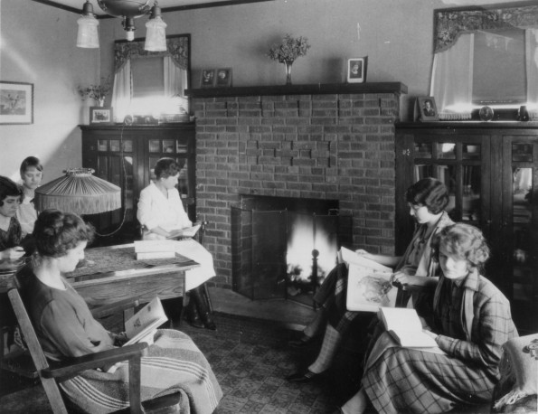Emmanuel Missionary College Birch Hall (Interior)