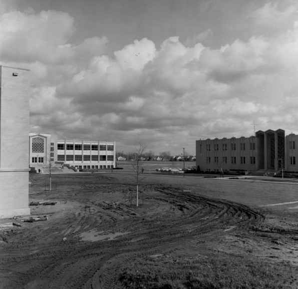 Andrews University Administration Building (Construction)
