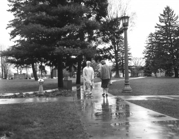 Emmanuel Missionary College Campus Scenes (Mirrored Ball) (Lamp)