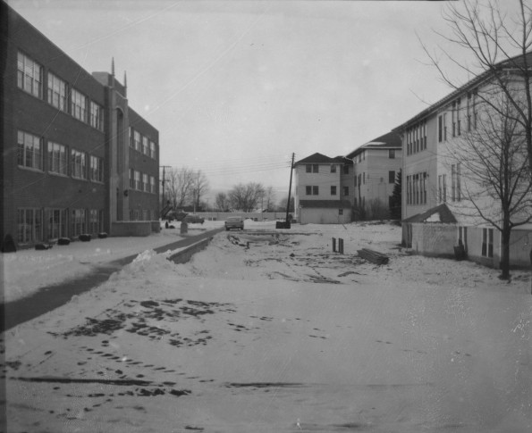 Emmanuel Missionary College Campus Scenes (Winter)