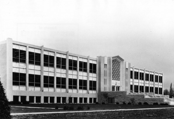 Andrews University James White Library