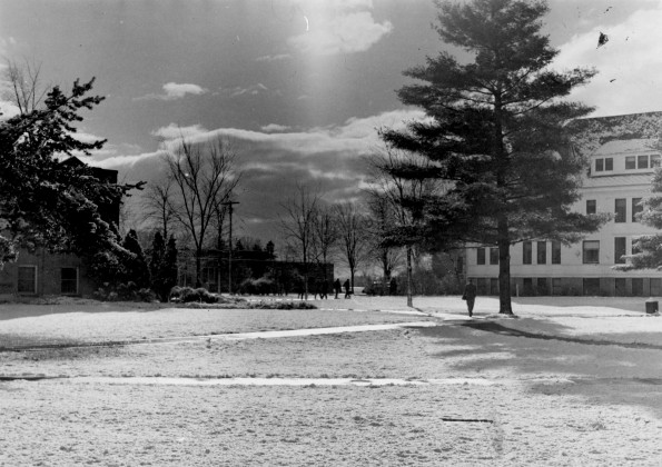 Emmanuel Missionary College Campus Scenes (Winter)