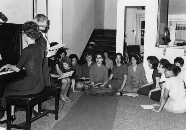 Emmanuel Missionary College Birch Hall (Interior)