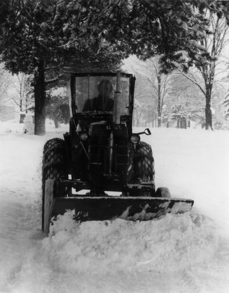 Emmanuel Missionary College Campus Scenes (Winter)