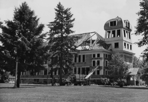 Emmanuel Missionary College Administration Building (South Hall) Demolition