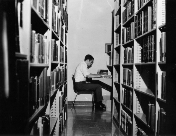 Andrews University James White Library (Interior)