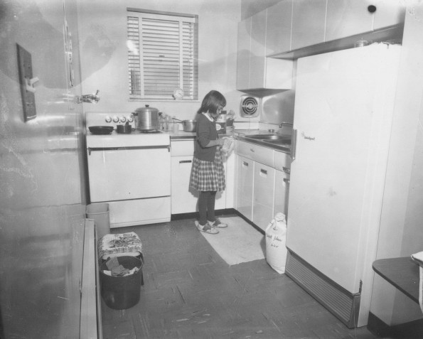 Andrews University Garland Apartments (Interior)