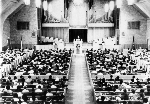 Andrews University Pioneer Memorial Church (Interior)