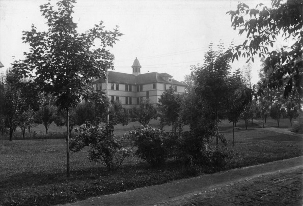 Emmanuel Missionary College Birch Hall