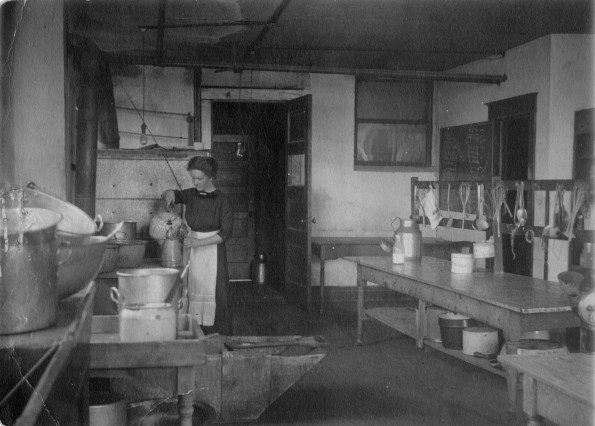 Emmanuel Missionary College Birch Hall (Cafeteria)