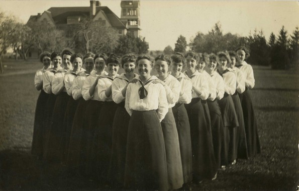Emmanuel Missionary College small group of female students